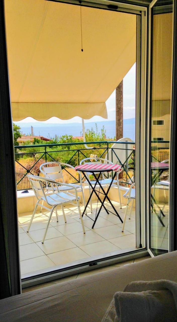 Semiramis Suites With Pool Kalamata Exterior photo